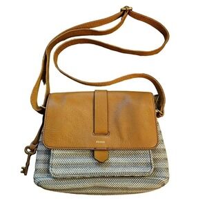 Fossil‎ Textile n Cowhide soft leather crossbody. Beige. Boho. Hippie. Romantic.